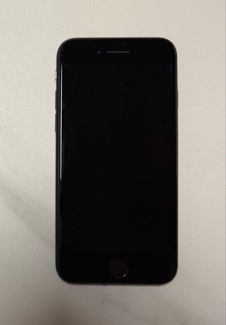 Apple iPhone SE 第3世代 アップル 黒 64GB BLACK