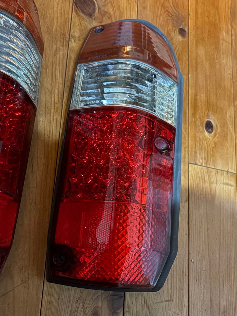 78プラド　71プラド　DEPO LEDテールランプユニット