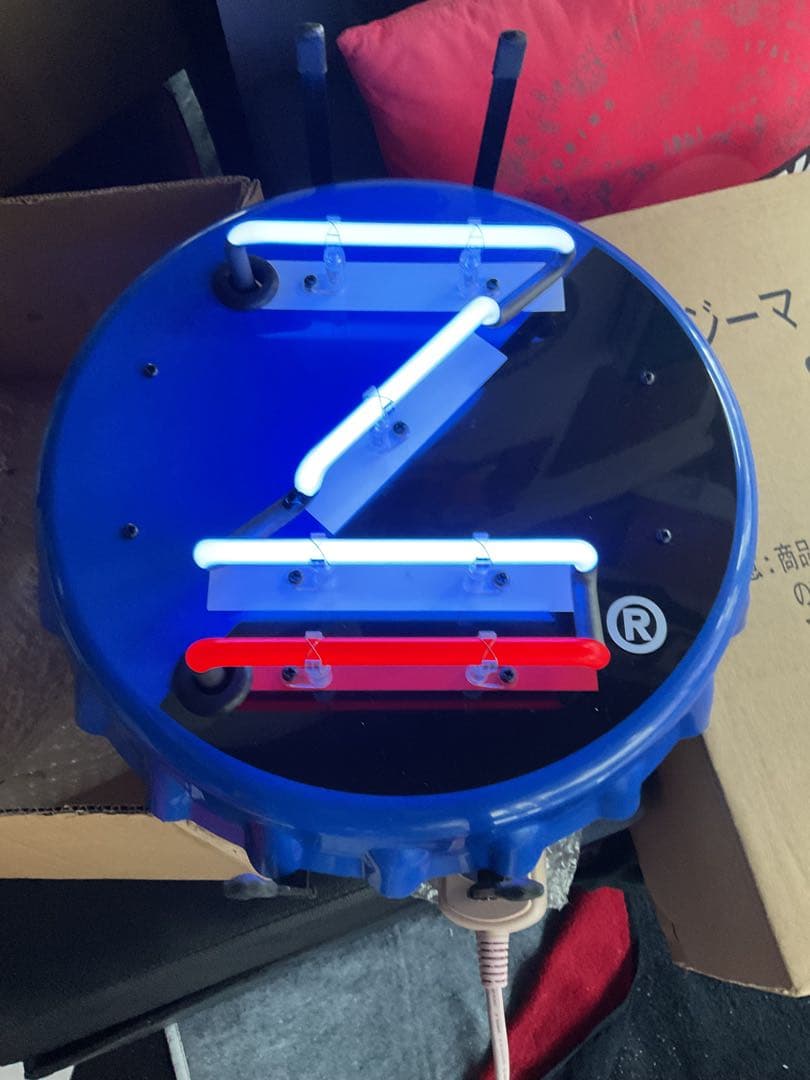 ⭕️ZIMA ジーマ　ネオン　クラウン王冠　新品　未使用