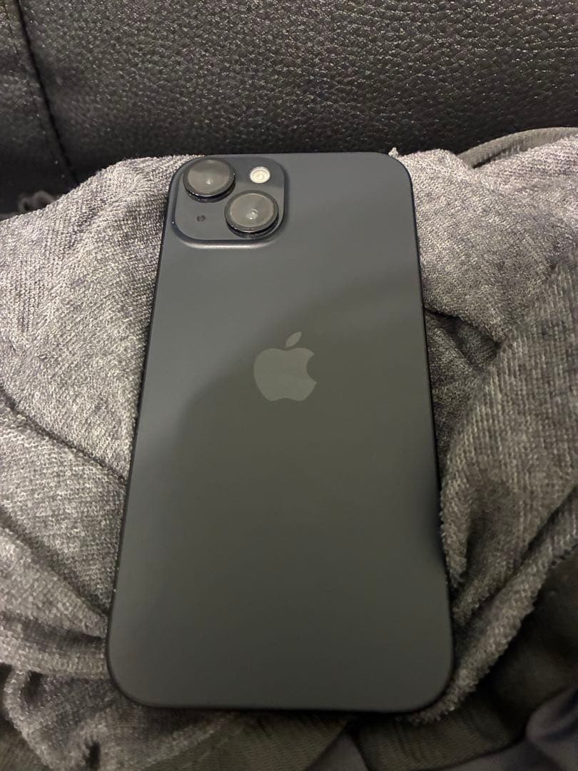 Apple iPhone 15 ブラック 本体256GB