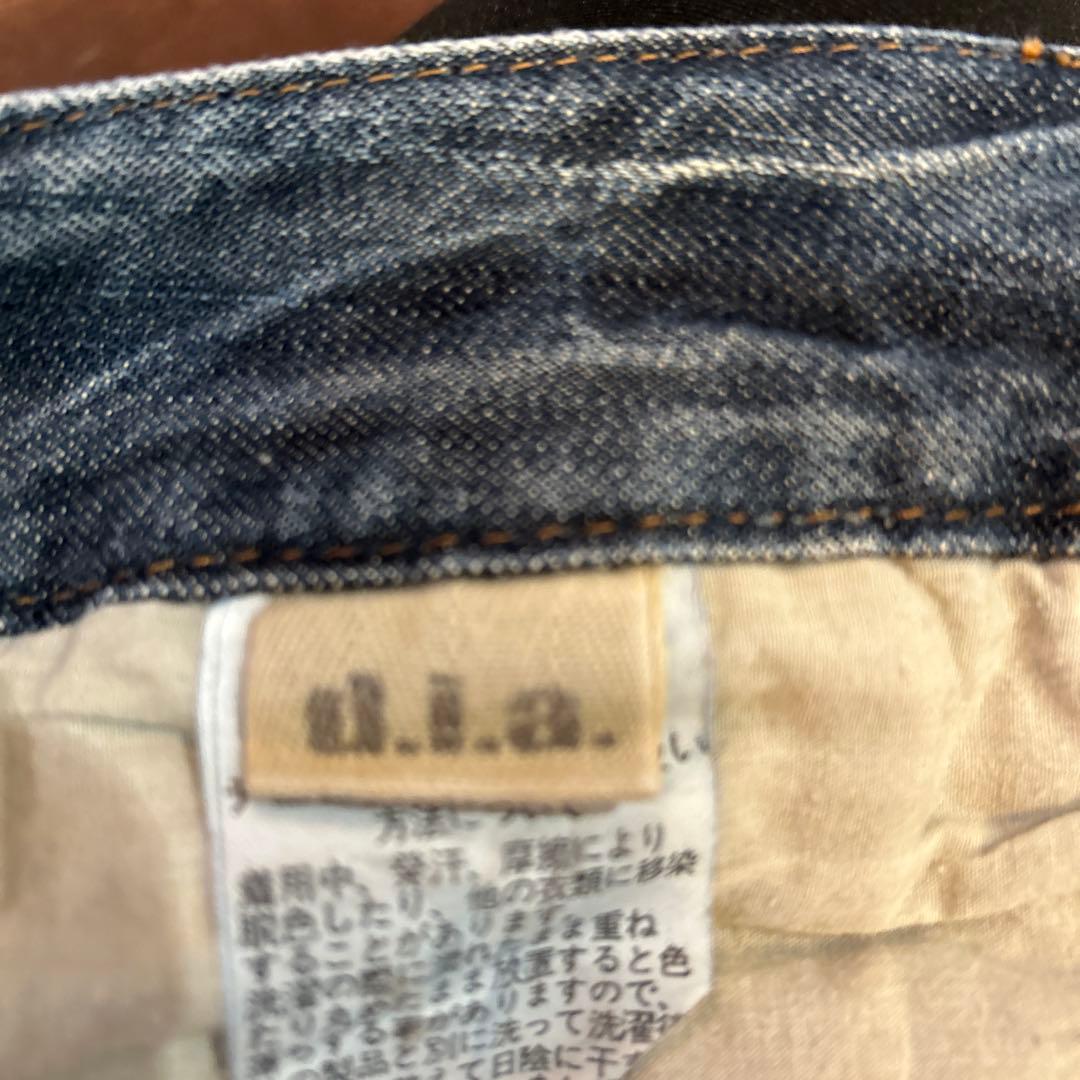 d.i.a ダメージショートパンツ　サイズ24