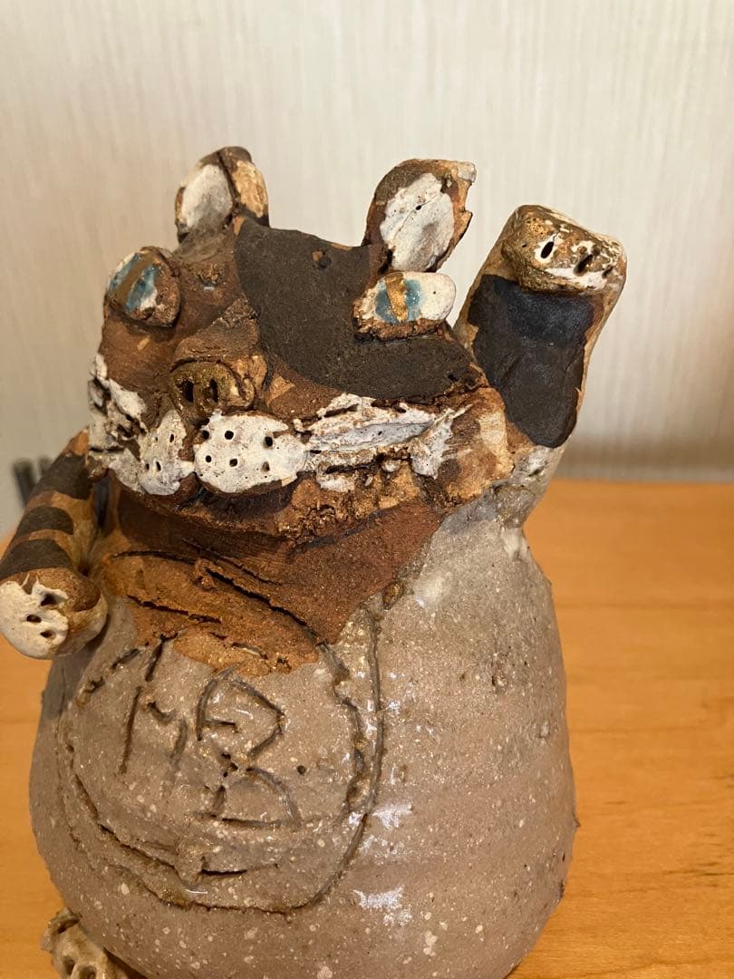 専用　森正　招き猫　左手　陶器オブジェ ユニーク　可愛い