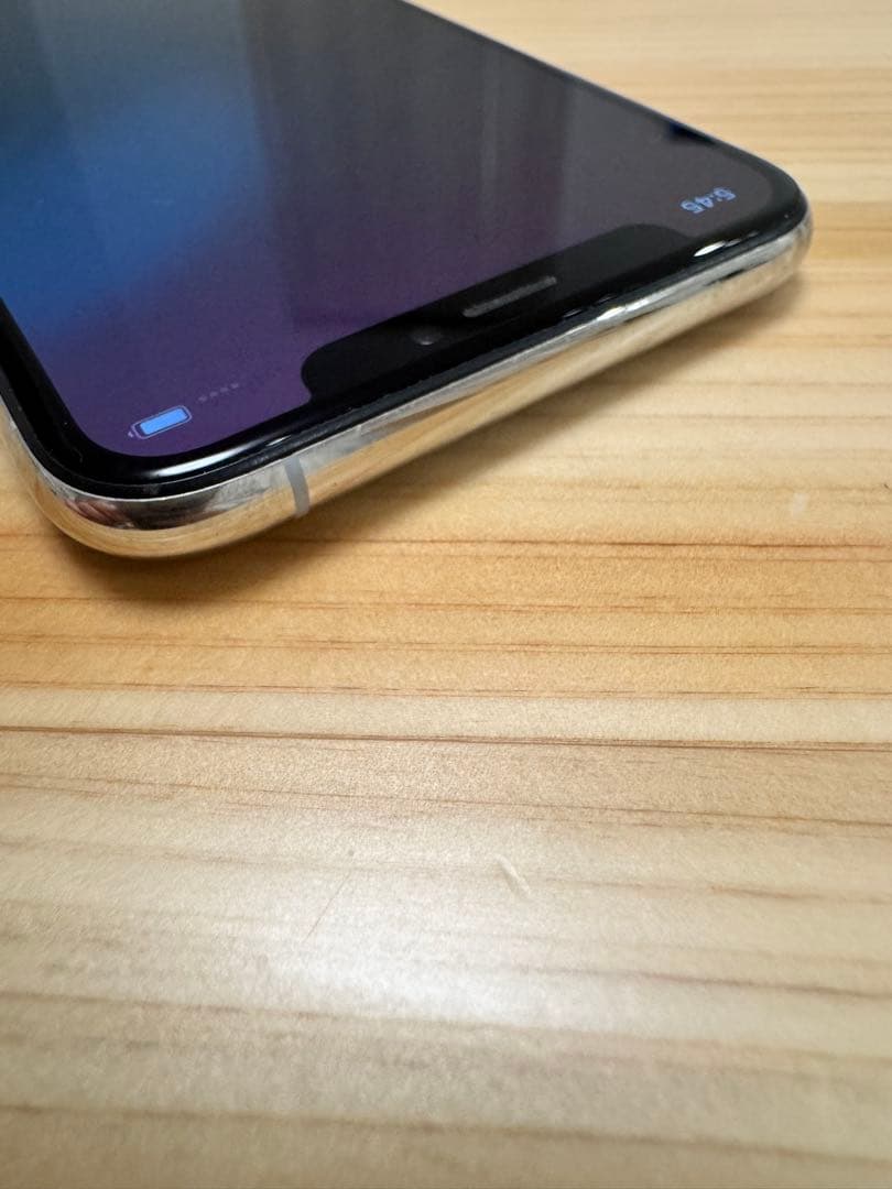 iPhone Xs 64GB SIMフリー　バッテリー75%