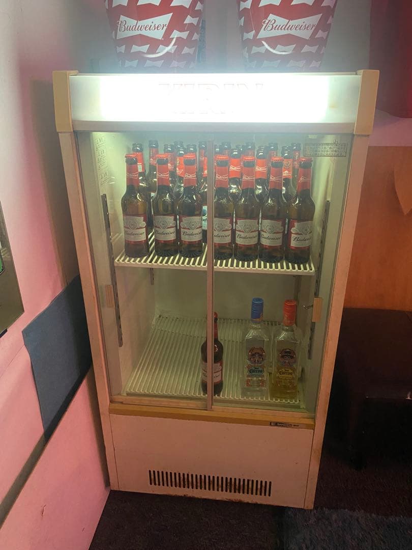KIRIN 冷蔵庫　ショーケース　バドワイザー　テキーラ　zubrovka