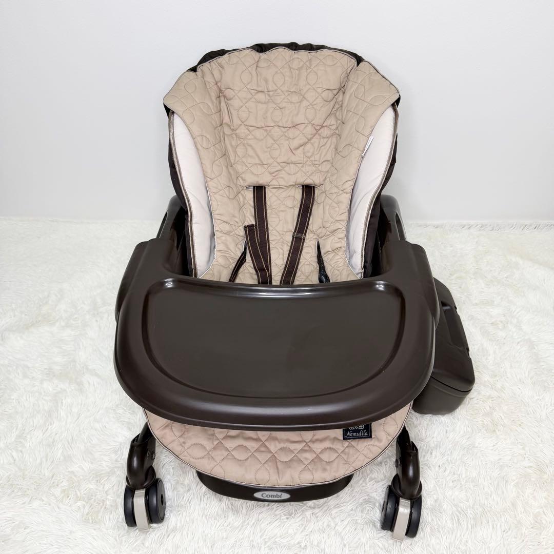 Combi CWL ネムリラ AT ホワイトレーベル 電動 ハイローチェア