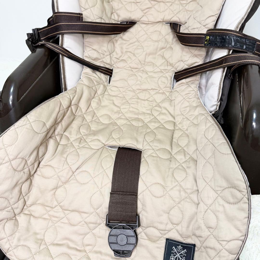 Combi CWL ネムリラ AT ホワイトレーベル 電動 ハイローチェア