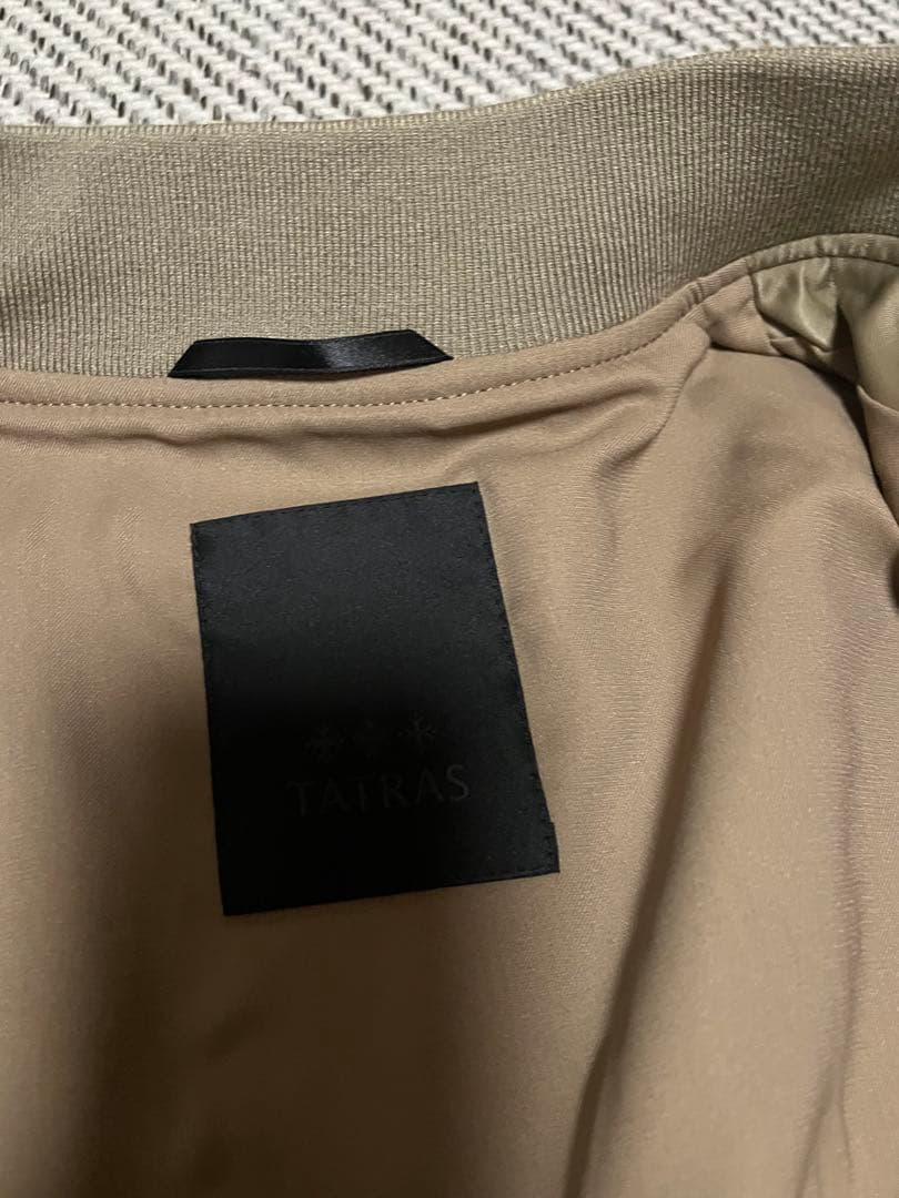 美品⭐︎タトラス　ブルゾン　カーキ02サイズ