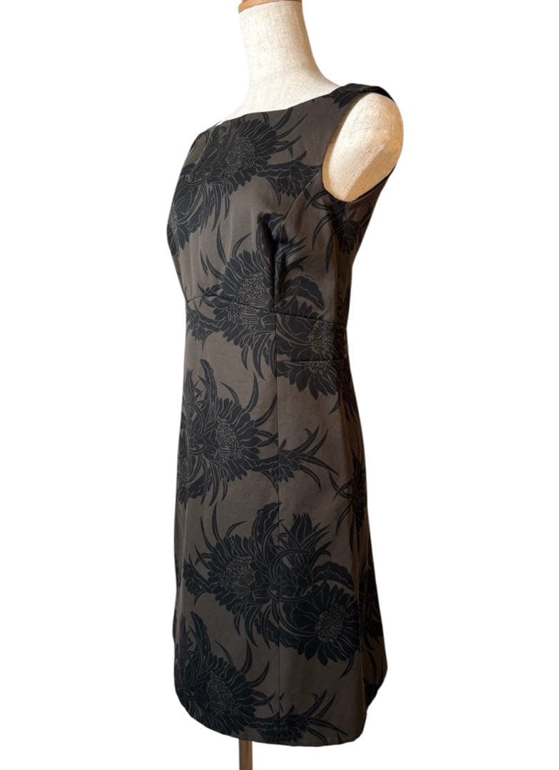 プラダ　ノースリーブワンピース　36