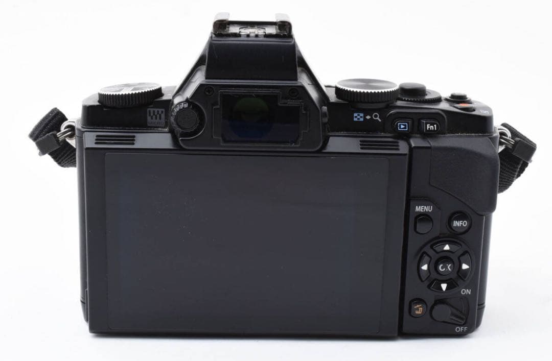 OLYMPUS ミラーレス一眼 OM-D E-M5 ボディ 1605万画素