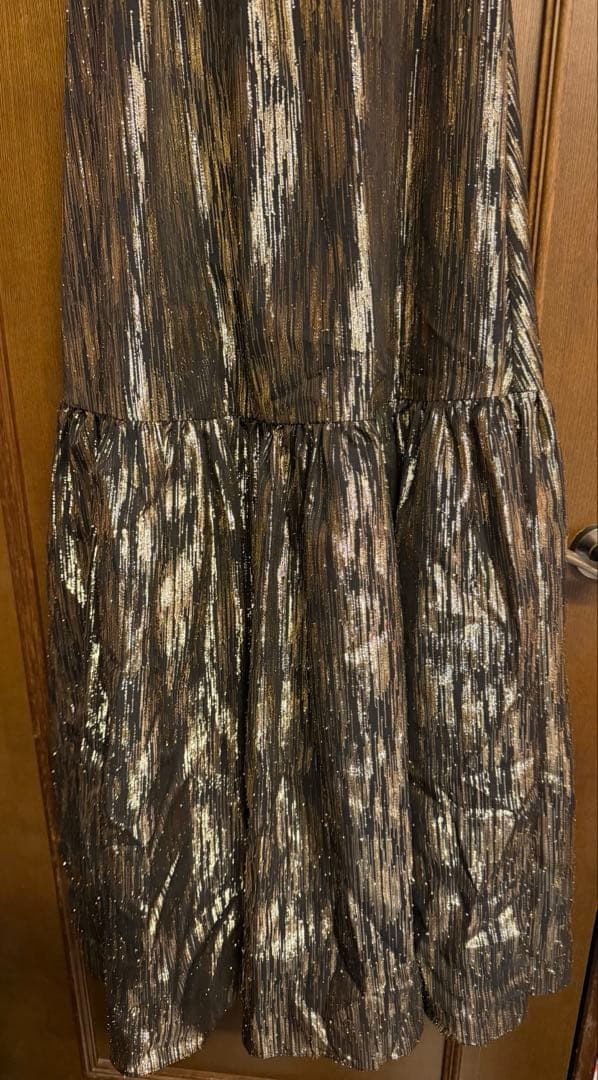 《CITY SHOP》GOLD LAME DRESS