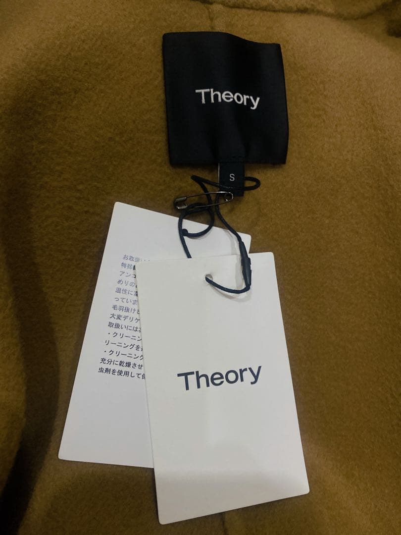 セオリー☆ NEW DIVIDE LUXEポンチョコート未使用キャメル