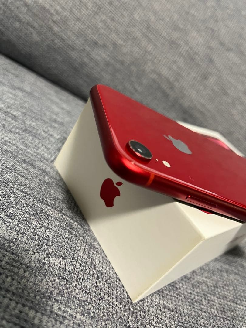 美品 iPhone XR 128GB 本体 (PRODUCT RED)