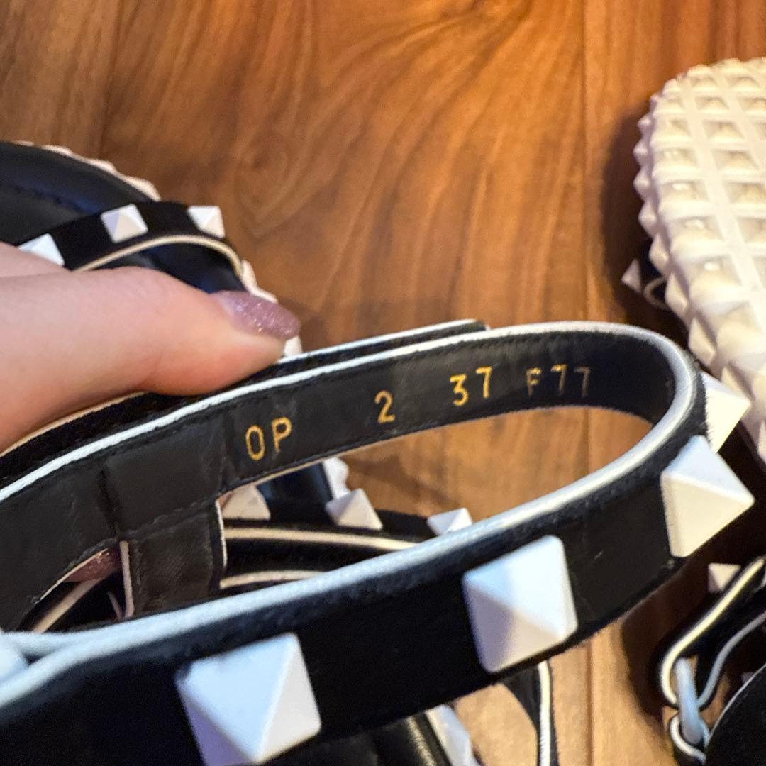 VALENTINOサンダル