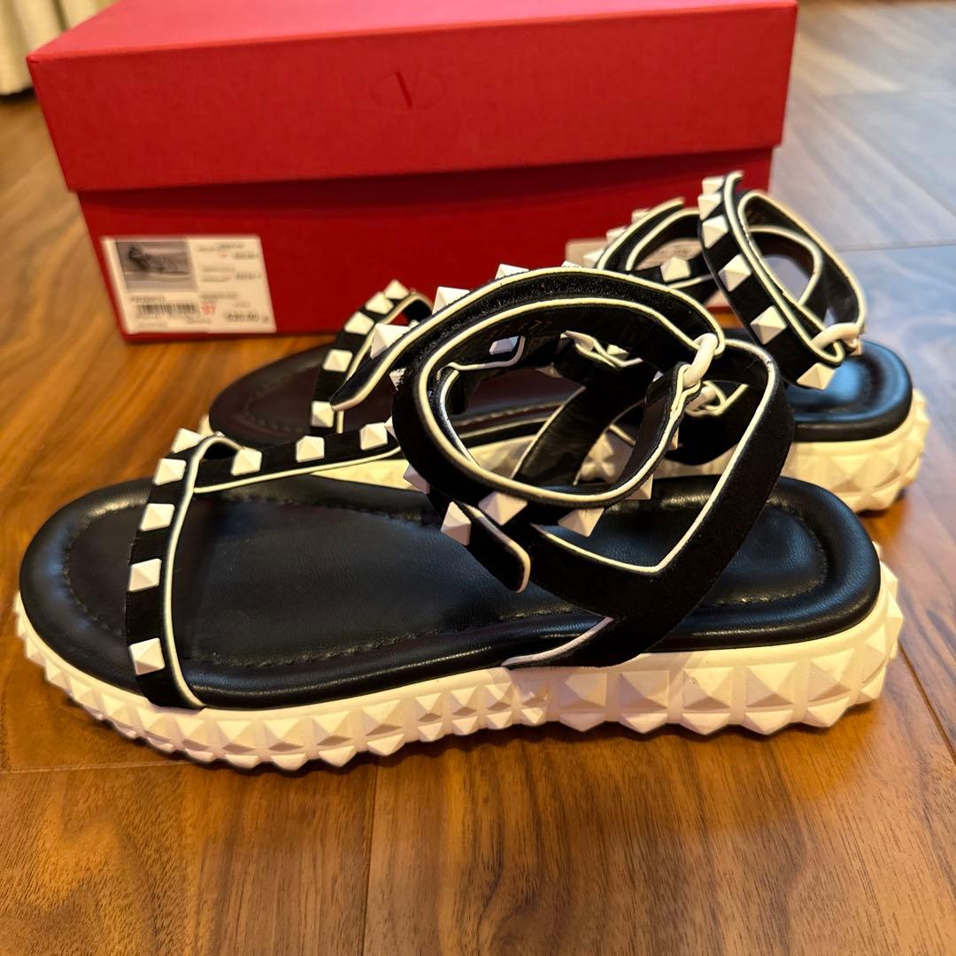 VALENTINOサンダル