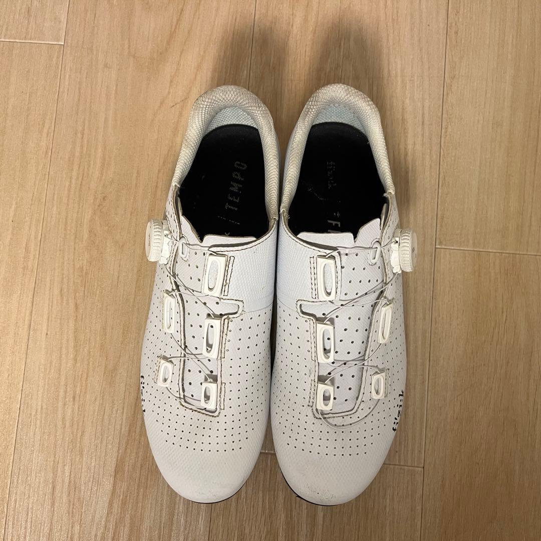 フィジーク テンポデコスカーボン サイズ41