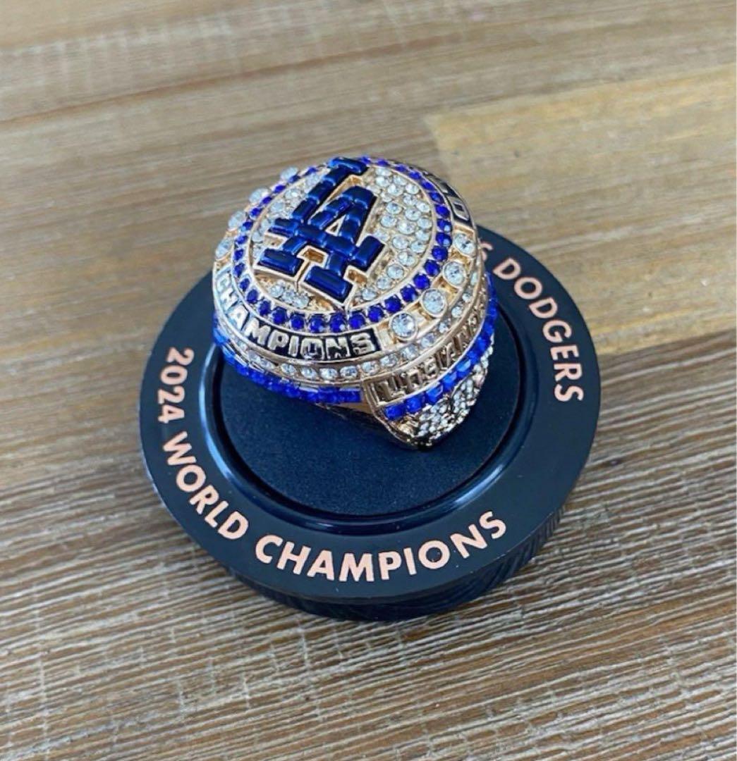 山本由伸　ワールドチャンピオン　リング　来場者限定　8000個