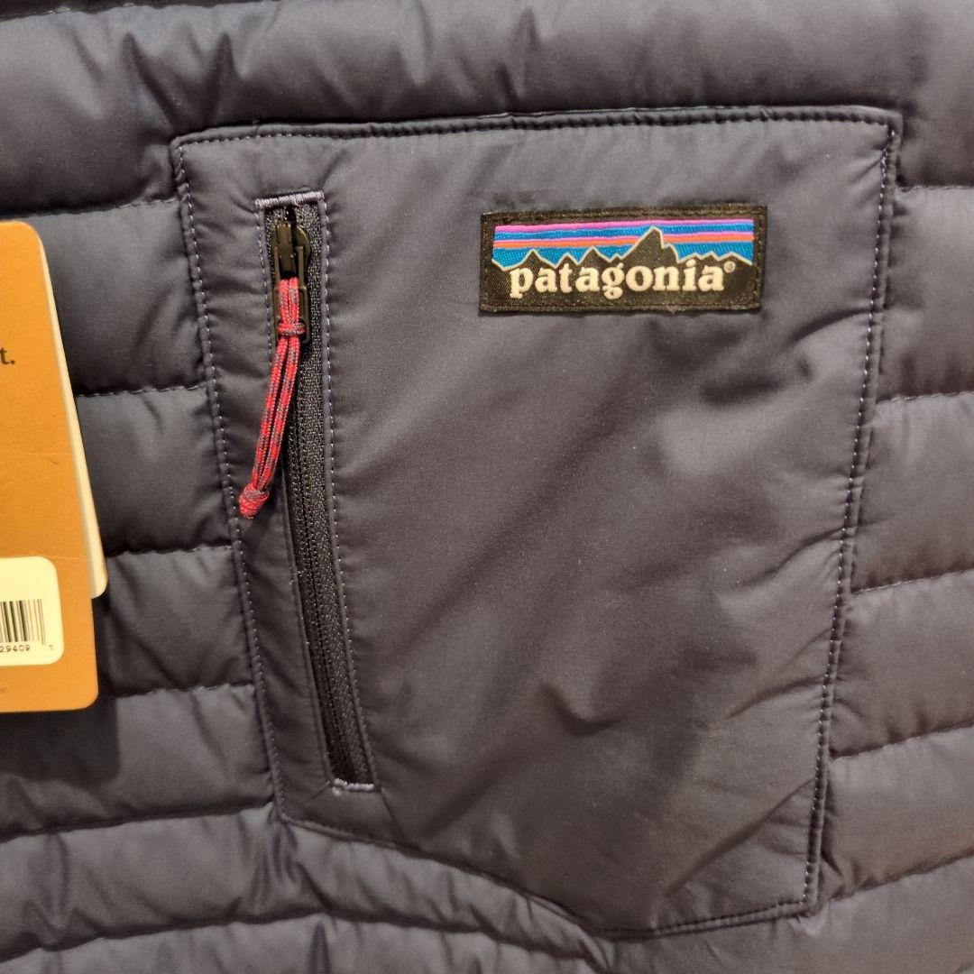 【未使用】パタゴニア サイレントダウンクルー（ネイビー・MEN’S XS）