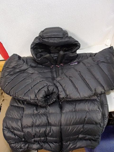 patagonia パタゴニア ダウンパーカ フィッツロイ ダウンフーディ