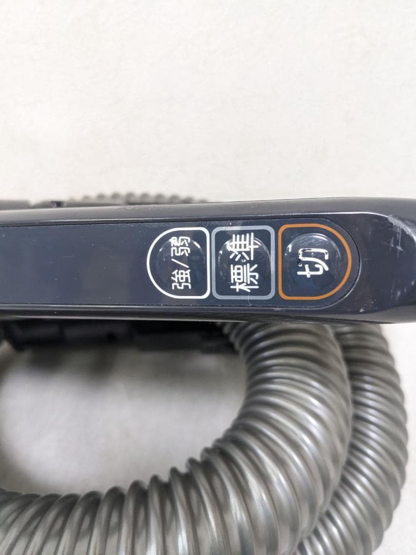 TOSHIBA VC-CF20FA-W サイクロン式掃除機 2021年製