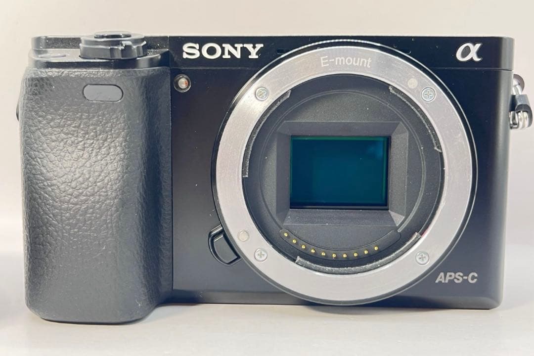 美品 SONY α6000 ブラック レンズキット 16-50mm 標準ズーム
