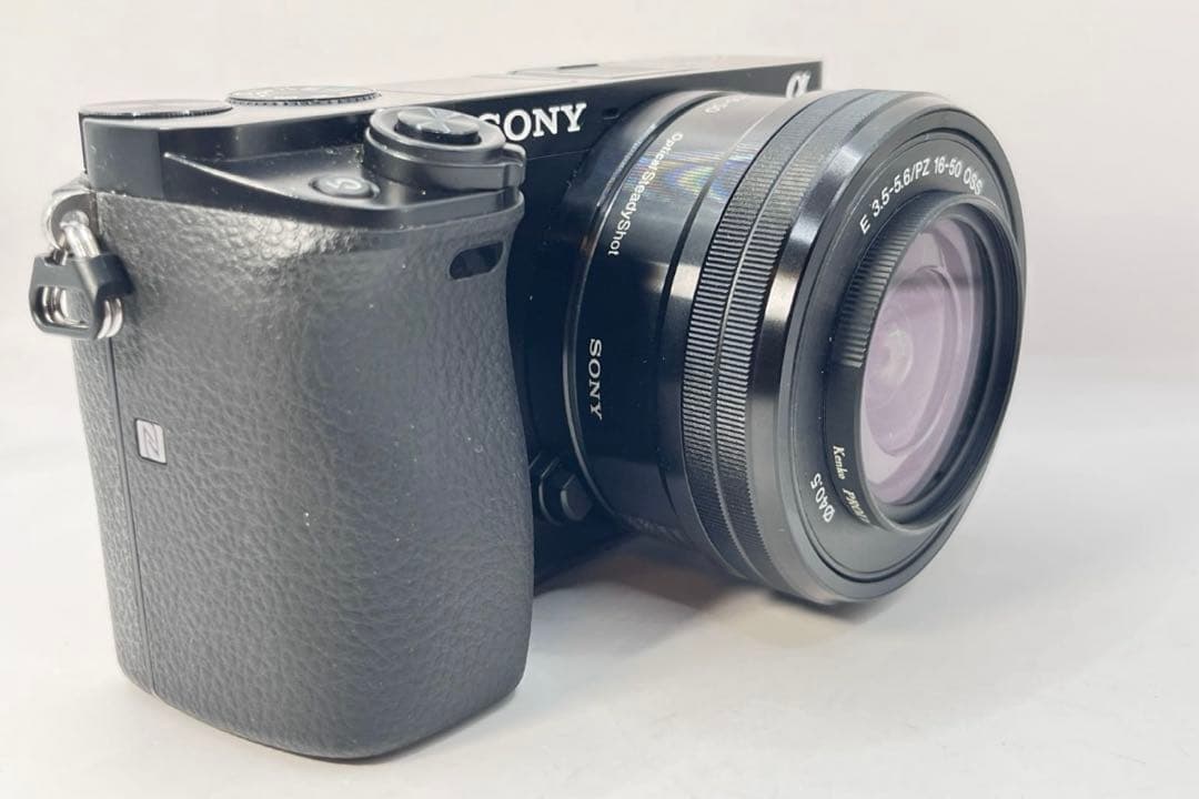 美品 SONY α6000 ブラック レンズキット 16-50mm 標準ズーム