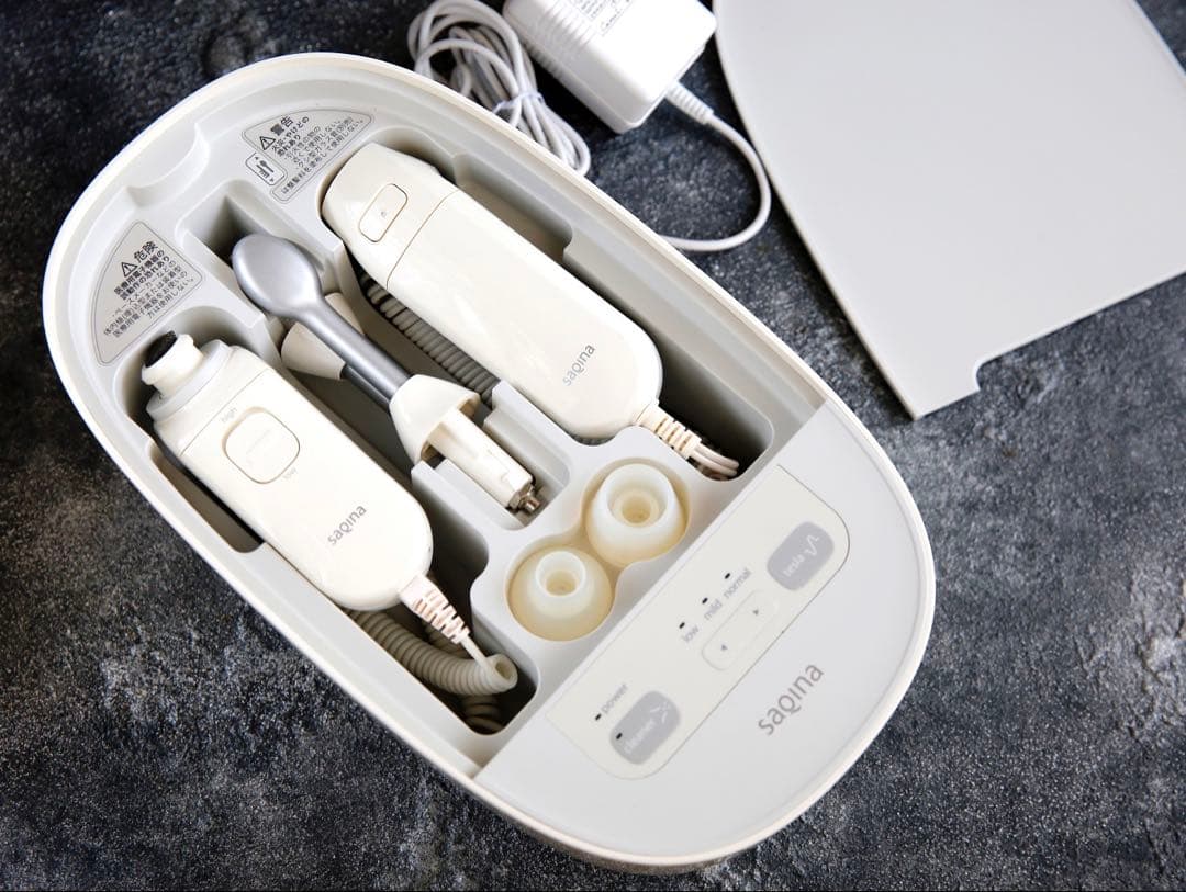 【美品】サキナピノ美顔器　微弱電流で美容&育毛