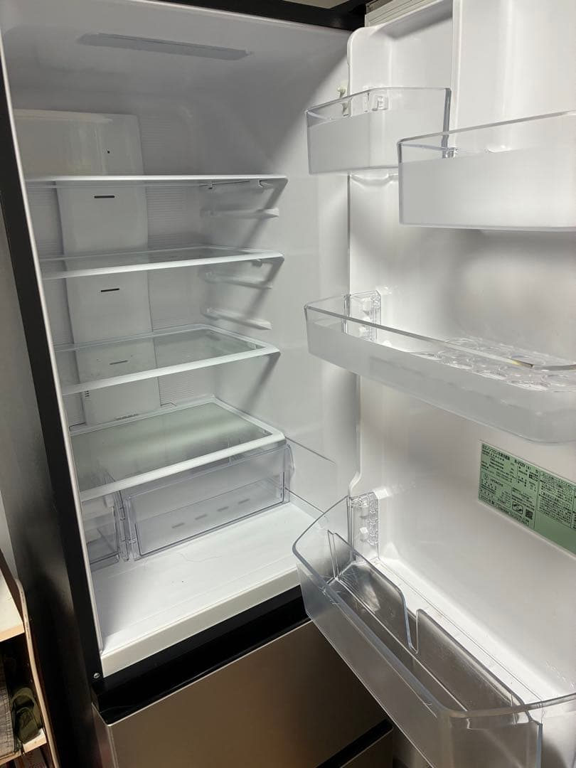 日立　冷蔵庫　315L　右開き　3ドア　幅54cm　R-V32V　N