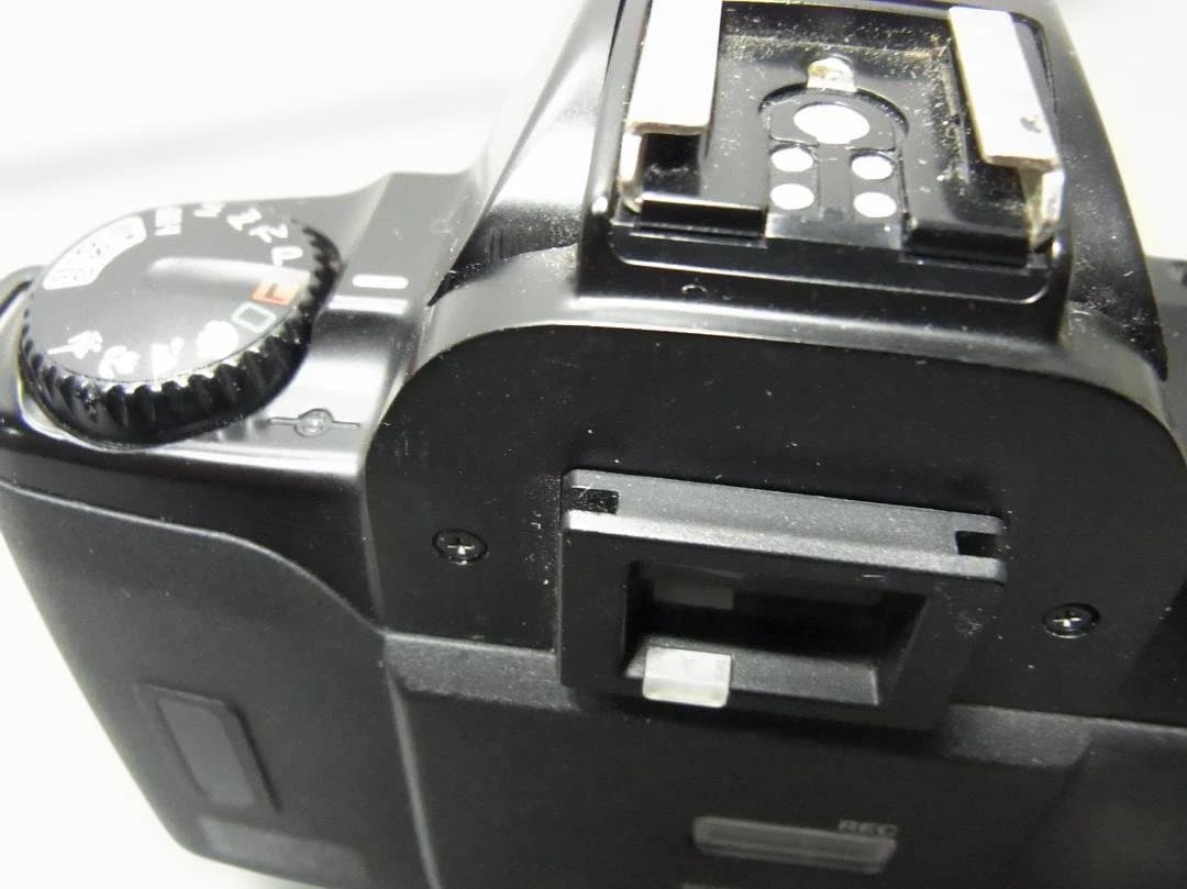 124 キャノンCanon EOS kiss フィルム一眼レフカメラ 送料込み