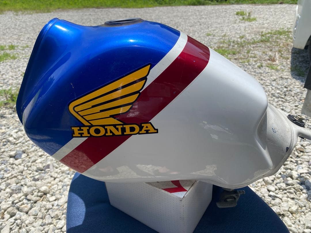 美品 FTR223 純正 トリコロール