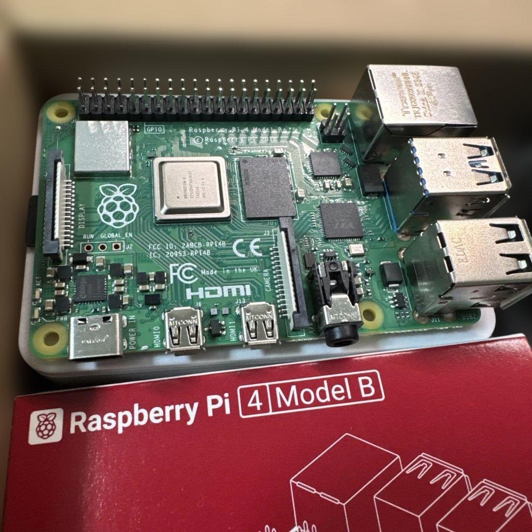 Raspberry Pi 4 Model B スターターキット
