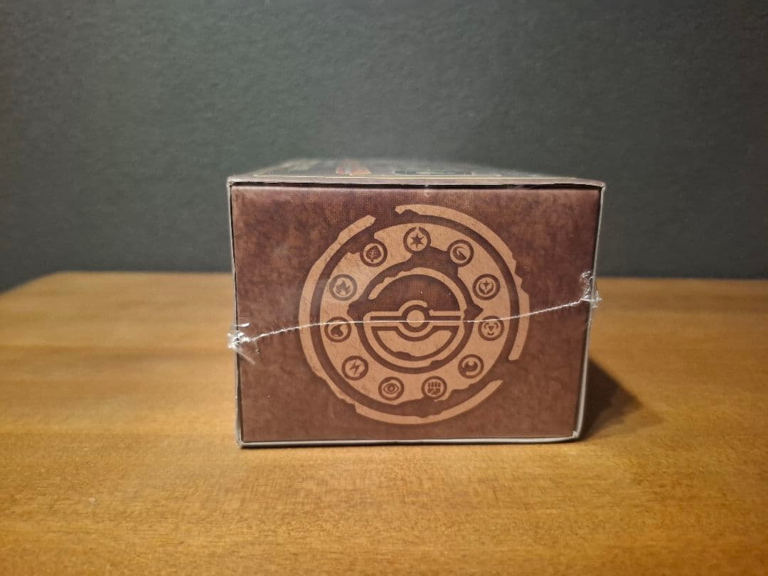 ポケモン　ミステリーボックス　新品未開封シュリンク付き　美品