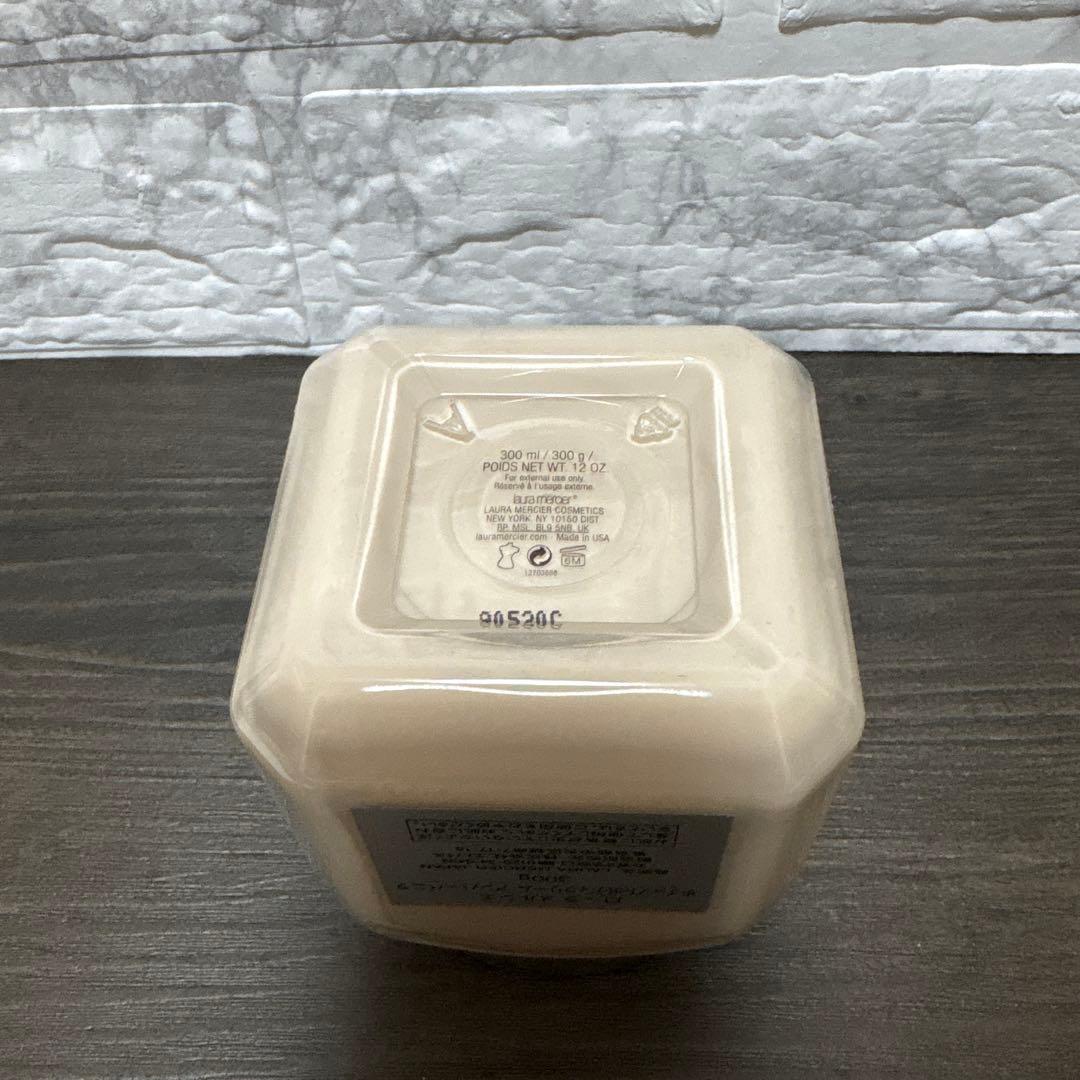 【c-19】laura mercier ボディクリーム アンバーバニラ 300g