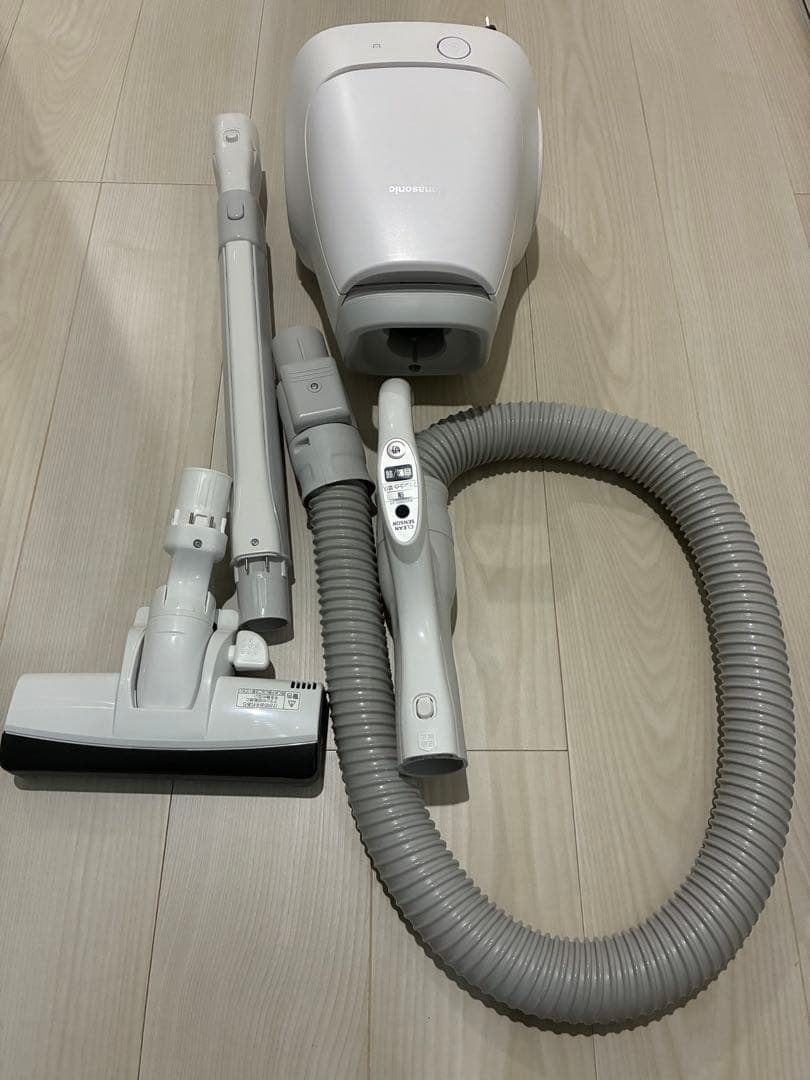 ★美品★Panasonic　MC-PJ240G-W 紙パック式掃除機