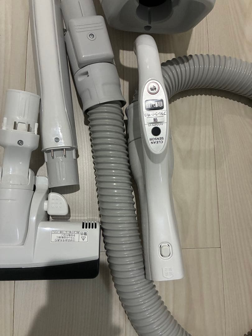 ★美品★Panasonic　MC-PJ240G-W 紙パック式掃除機