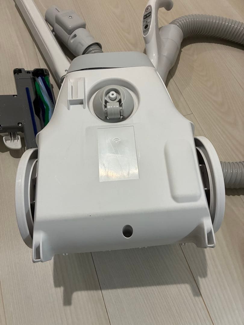 ★美品★Panasonic　MC-PJ240G-W 紙パック式掃除機