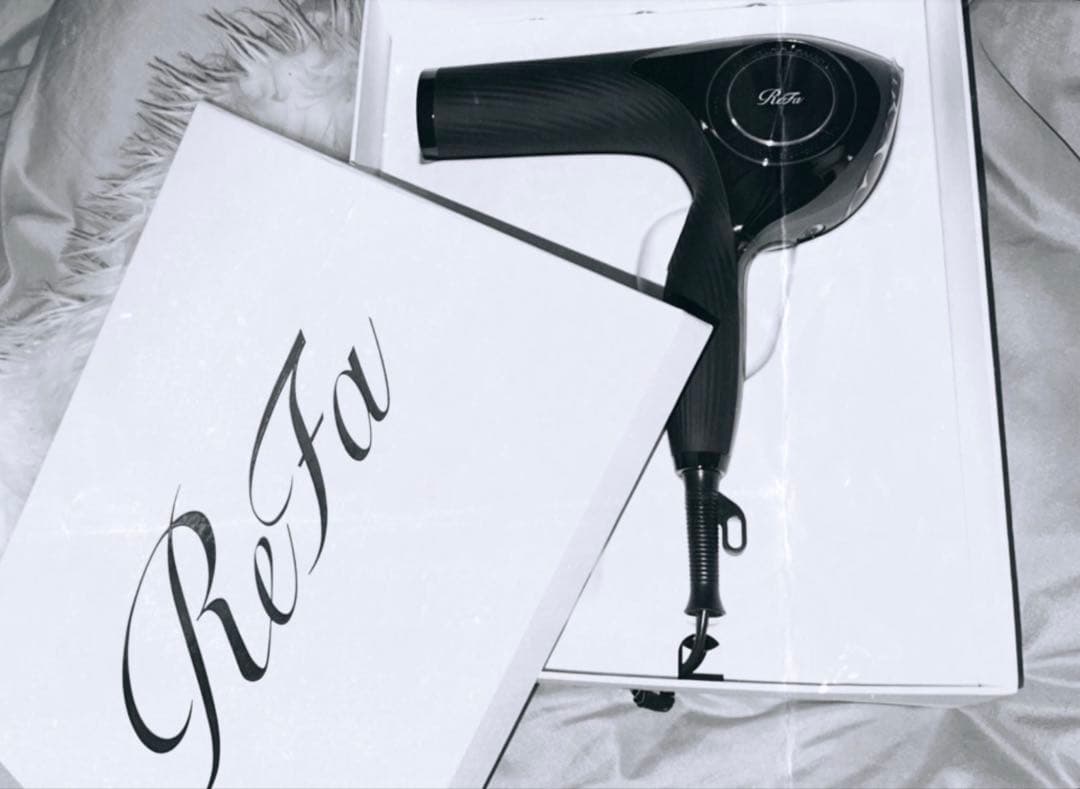ReFa ヘアドライヤー　ブラック