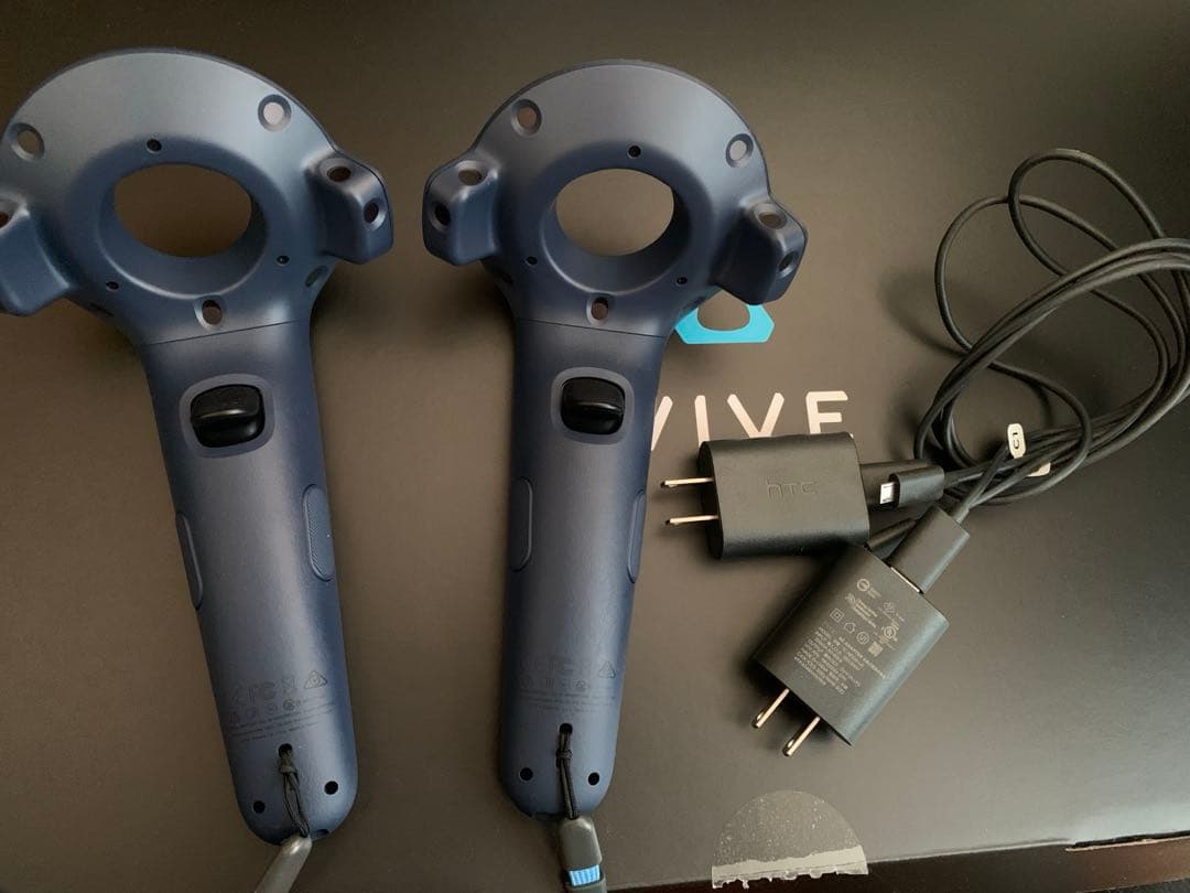 VIVE VRコントローラー 2個セット 充電器付き