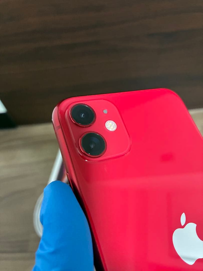 iPhone11 128GB本体　レッド　赤