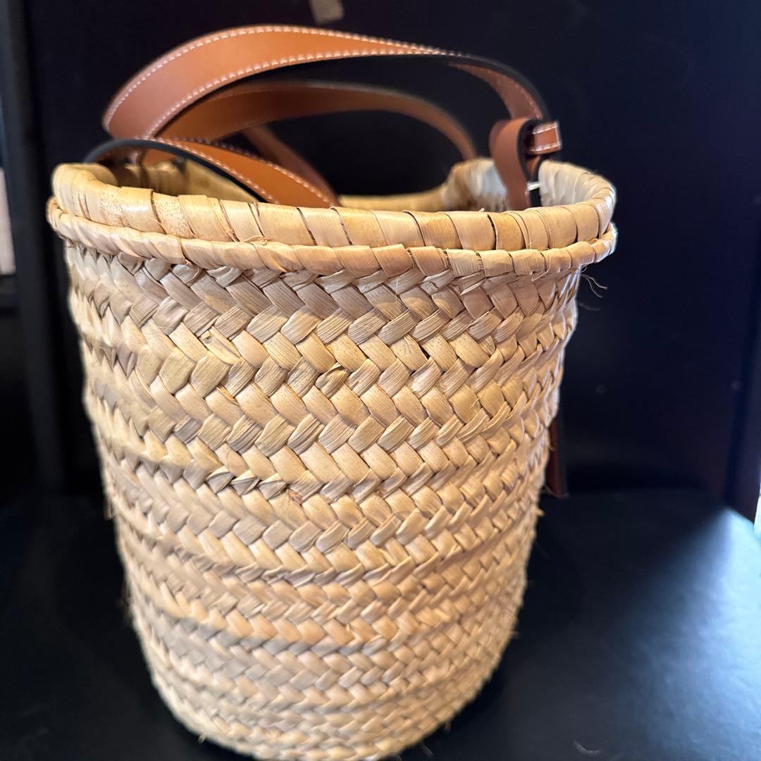 極美品　LOEWE かごバッグ 中サイズ　Mサイズ