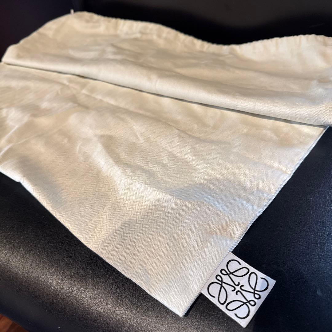 極美品　LOEWE かごバッグ 中サイズ　Mサイズ