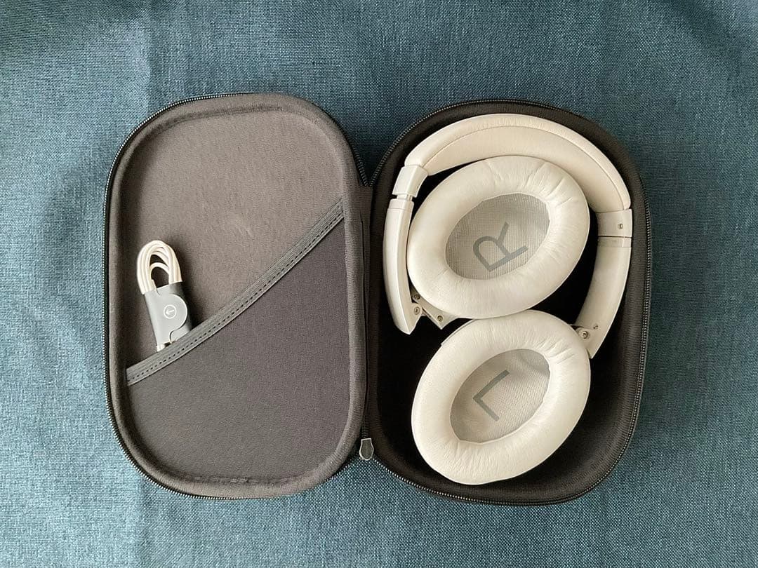 Bose QuietComfort 45 ホワイトスモーク ほぼ未使用