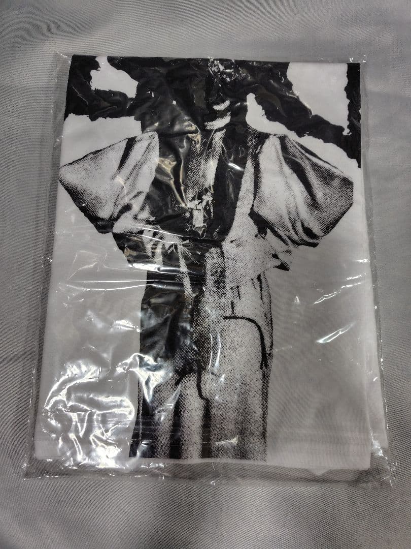 レディガガ MAYHEM POP-UPストアGothic LogoTシャツ M