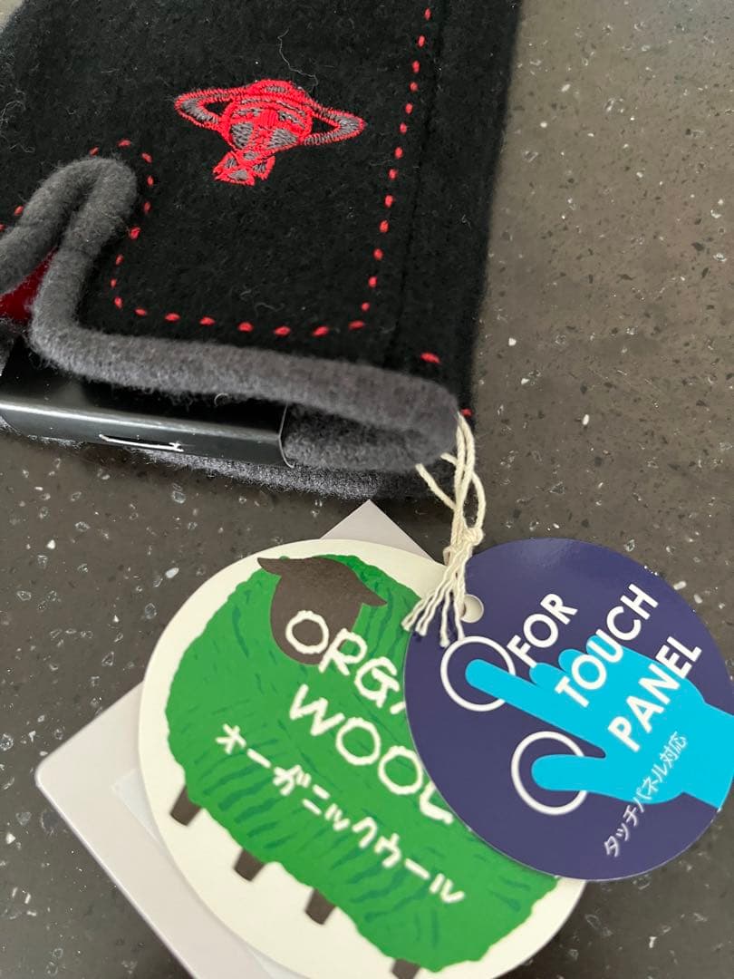 新品　Vivienne Westwood ブラック　手袋 21-22cm