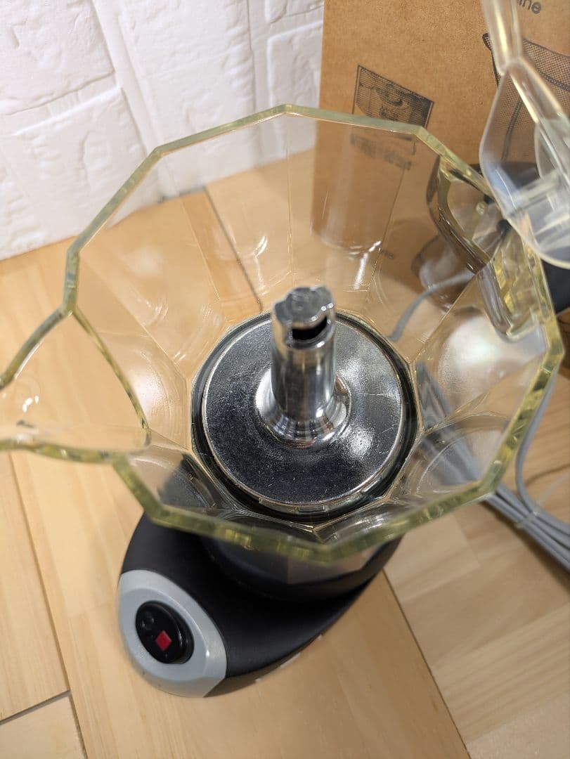 新品未使用 デロンギ エスプレッソ モカマシーン　EMK6 イタリア製