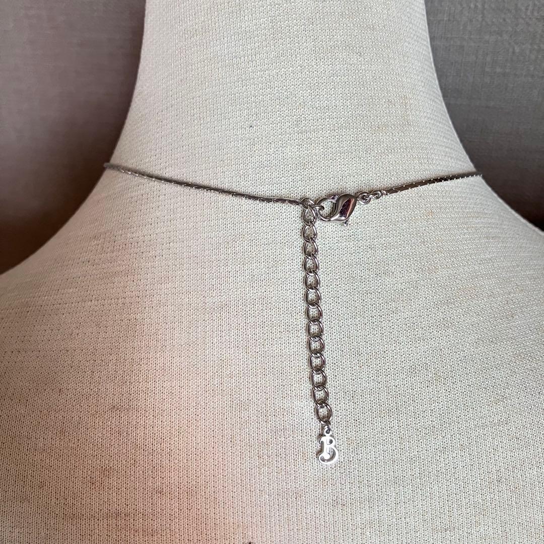 バーバリー スクエア チェック ネックレス シルバー ストーン