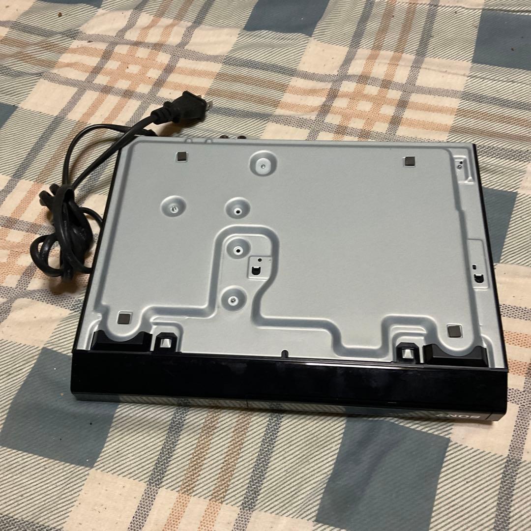 SONY DVDプレーヤー　DVP-SR20 コンパクトデザインのDVDプレーヤ