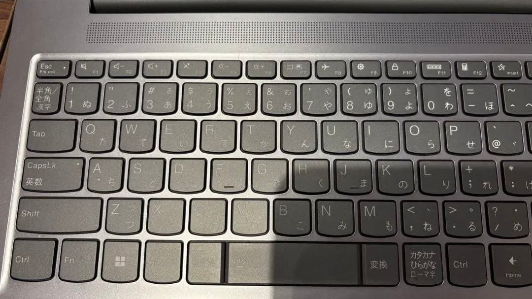 Lenovo IdeaPad Slim 3 12世代 i5 16GB 512GB