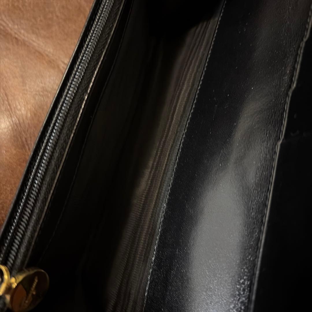 Salvatore Ferragamo フェラガモ 長財布 黒