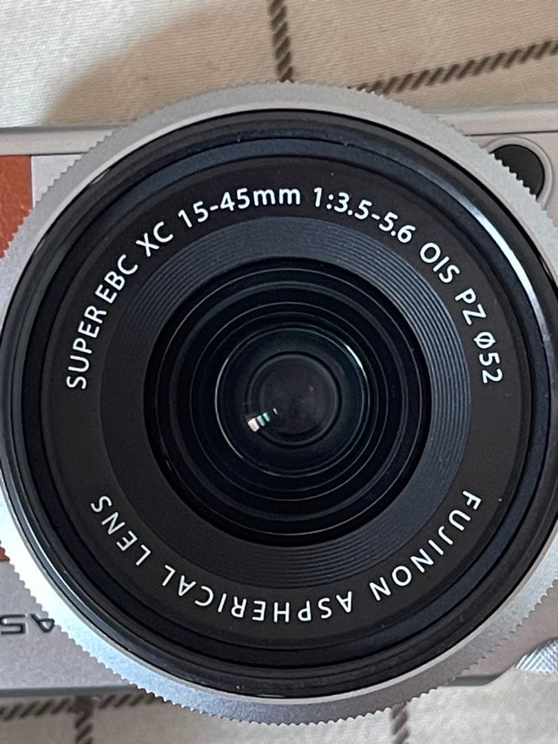 FUJIFILM XA5 デジタルカメラ 15-45mmレンズ付き