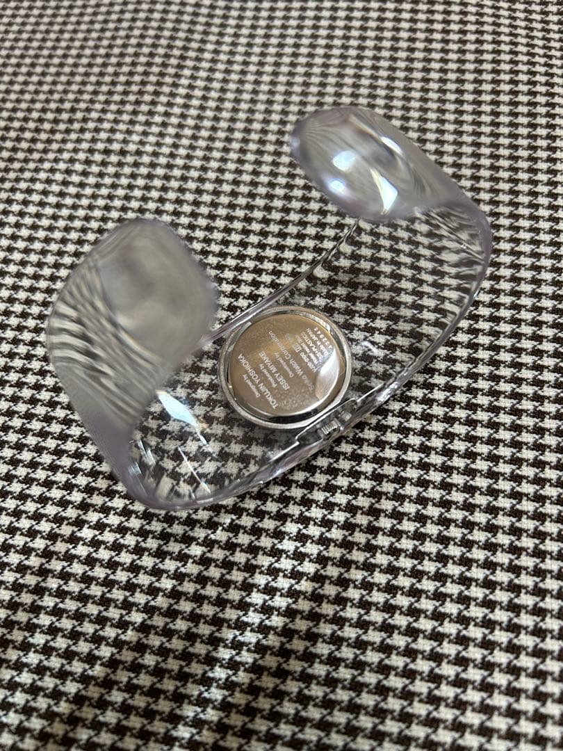 ISSEY MIYAKE クリア腕時計